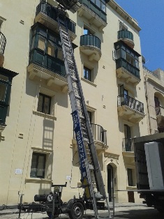 Carlos Zerafa Lifting Services Malta